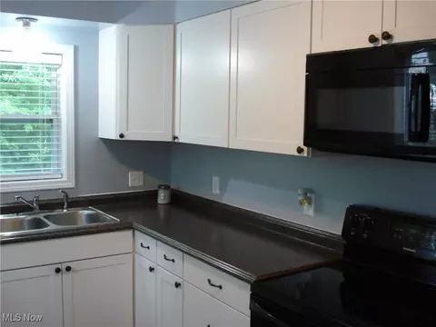 1730 W 15th St, Ashtabula, OH 44004 photo 9