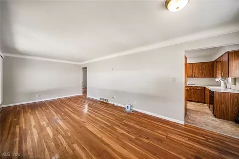 36420 Stevens Blvd, Willoughby, OH 44094 photo 7