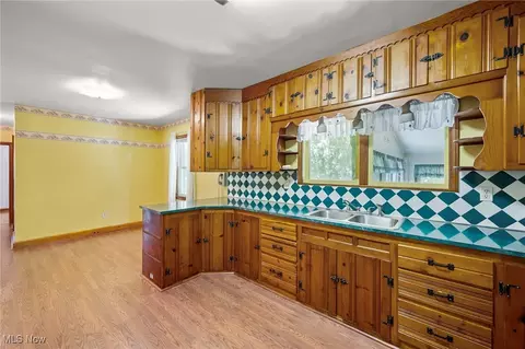 Kitchen - 2156 Pine Ridge Dr, Wickliffe, OH 44092 photo 2 of 3