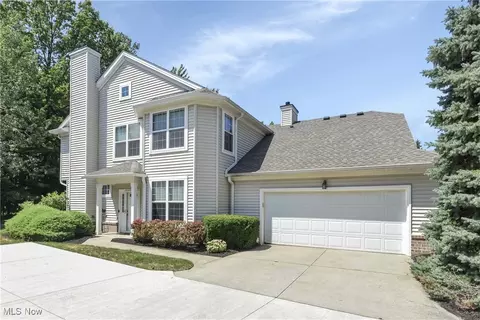 2648 Wyndgate Ct, Westlake, OH 44145