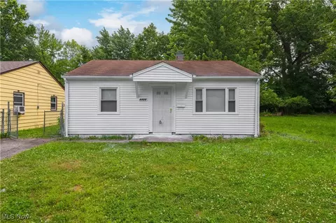 4425 E 144th St, Cleveland, OH 44128