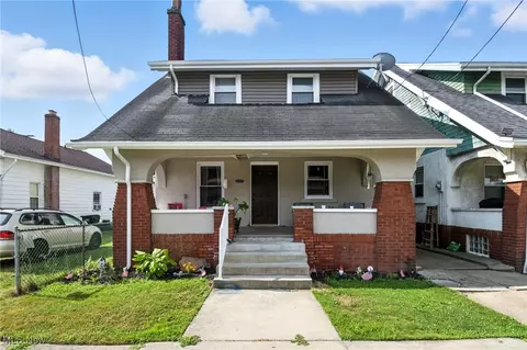 210 E Gorgas St #210, Louisville, OH 44641
