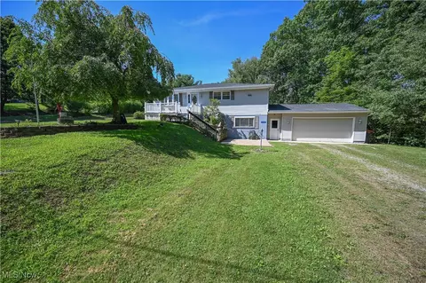 16682 Dunn Rd, East Liverpool, OH 43920