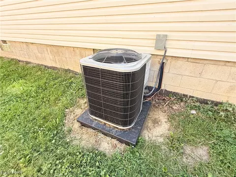 Other - 2577 E Midlothian Blvd, Struthers, OH 44471 photo 9 of 9