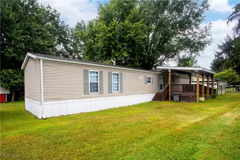 5852 Cleveland Rd #44, Wooster, OH 44691