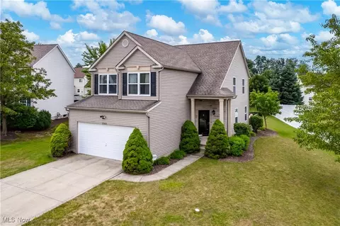 1560 Palmer Cir, Brunswick, OH 44212