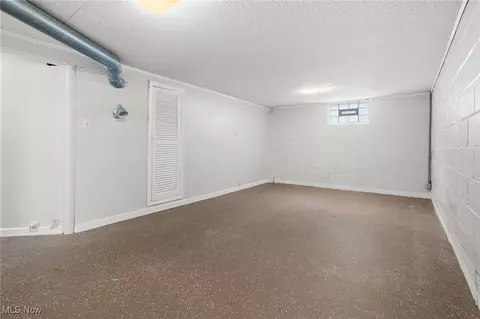 1394 Rowe St, Akron, OH 44306 photo 21