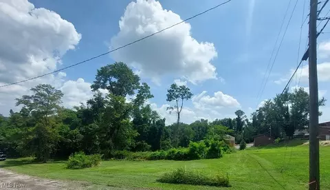 Cunningham Lane, Steubenville, OH 43953