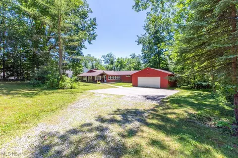 1918 Norton Rd, Stow, OH 44224