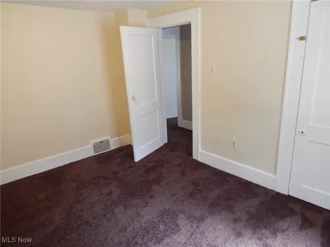 450 Selzer St, Akron, OH 44310 photo 17
