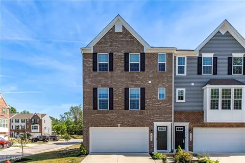 34616 Jude Ct, Willoughby, OH 44094