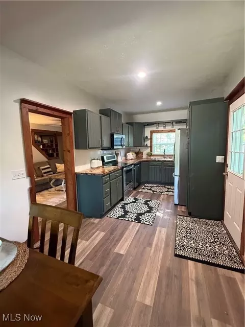 Kitchen - 515 Cherry St, Kent, OH 44240 photo 4 of 4