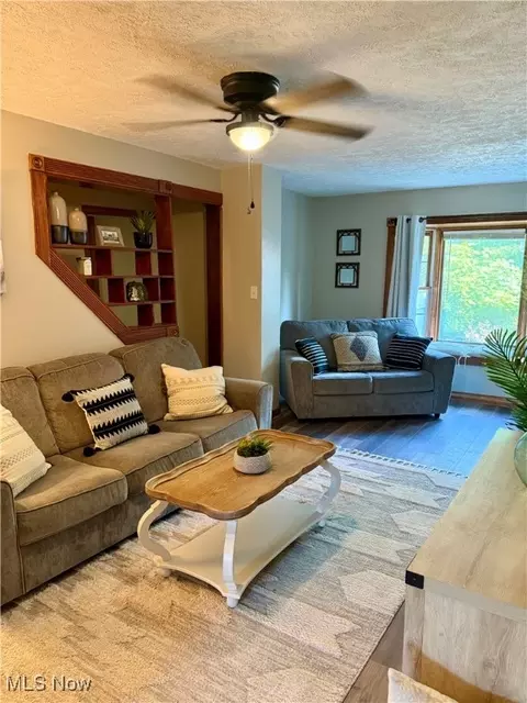 Living - 515 Cherry St, Kent, OH 44240 photo 2 of 2