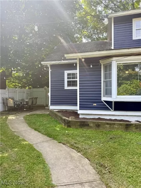 Exterior - 515 Cherry St, Kent, OH 44240 photo 2 of 8