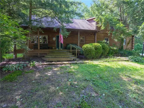 12063 State Route 44, Mantua, OH 44255