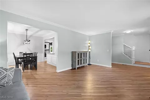 Living - 6910 Longview Dr, Solon, OH 44139 photo 3 of 3