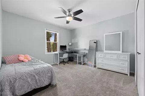 Bedroom - 6910 Longview Dr, Solon, OH 44139 photo 3 of 4