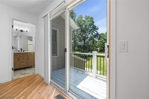 Entry Way - 6910 Longview Dr, Solon, OH 44139 photo 3 of 3