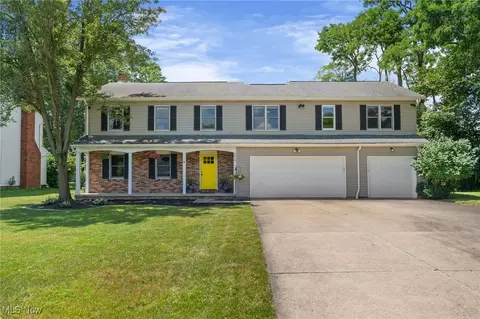 Exterior - 6910 Longview Dr, Solon, OH 44139 photo 7 of 8