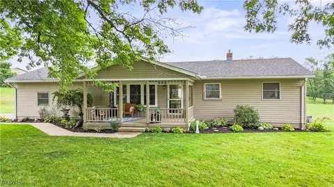 1469 Resthaven Dr, Mansfield, OH 44903
