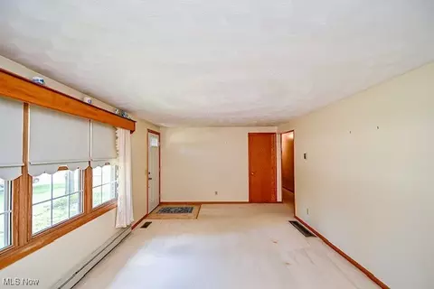 5717 Berwick Ave NE, Canton, OH 44721 photo 7