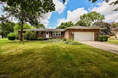 5717 Berwick Ave NE, Canton, OH 44721