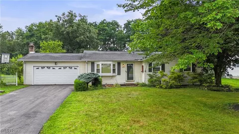 1045 Columbus Cir N, Ashland, OH 44805