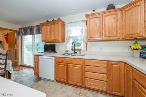 Kitchen - 17790 5th St, Beloit, OH 44609 photo 2 of 4
