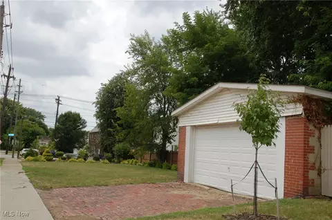 4341 E 71st St, Cleveland, OH 44105