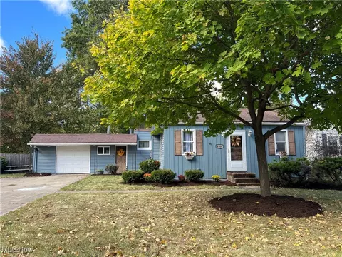 4904 Main Ave, North Ridgeville, OH 44039