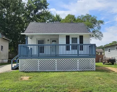 51 N Seneca St, Rittman, OH 44270
