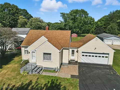 7828 Depot Rd, Ashtabula, OH 44004