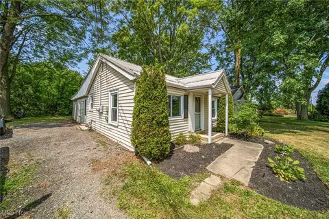 1120 Maple Ave, Madison, OH 44057 photo 3