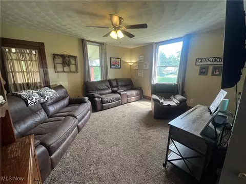 166 Kennard Ave, Barnesville, OH 43713 photo 5