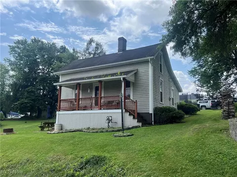 166 Kennard Ave, Barnesville, OH 43713