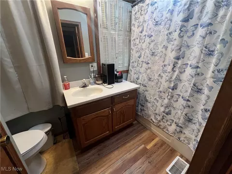 166 Kennard Ave, Barnesville, OH 43713 photo 12