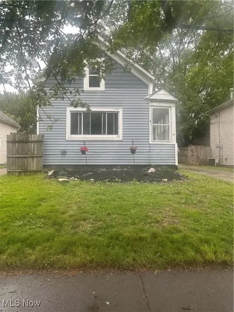 3351 E 65th St, Cleveland, OH 44127