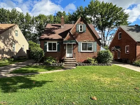 2712 Ralph Ave, Cleveland, OH 44109