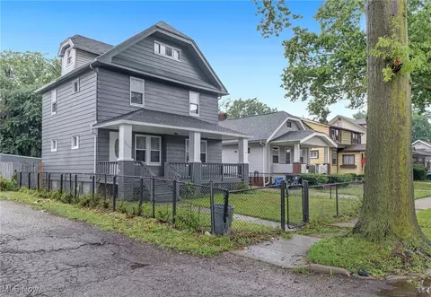 3434 W 129th St, Cleveland, OH 44111