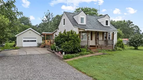 10228 Beloit Snodes Rd, Beloit, OH 44609