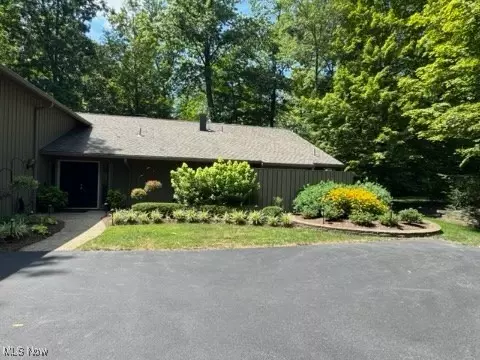 334 Inwood Trl, Aurora, OH 44202