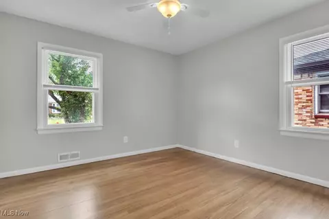 520 Nancy Dr, Berea, OH 44017 photo 16
