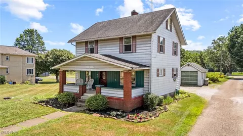 416 W Main St, Malvern, OH 44644