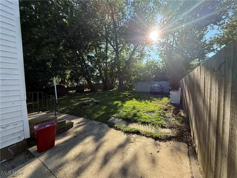 3934 Gary Ave, Lorain, OH 44055 photo 11