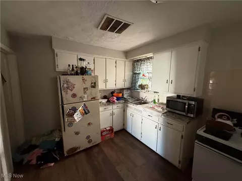 3934 Gary Ave, Lorain, OH 44055 photo 18