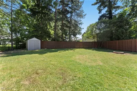 Exterior - 33924 Linden Dr, Solon, OH 44139 photo 7 of 7