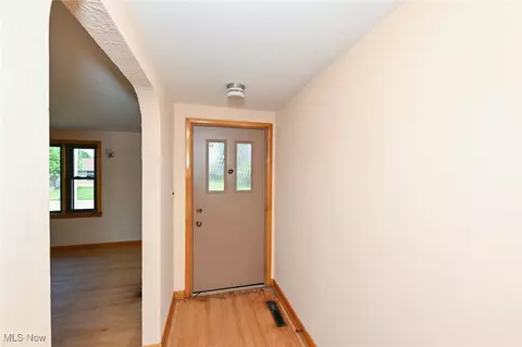 Entry Way - 921 E 1st St, Minerva, OH 44657 photo 1 of 1