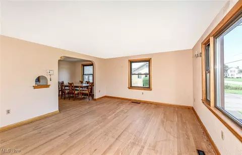 Living - 921 E 1st St, Minerva, OH 44657 photo 2 of 4