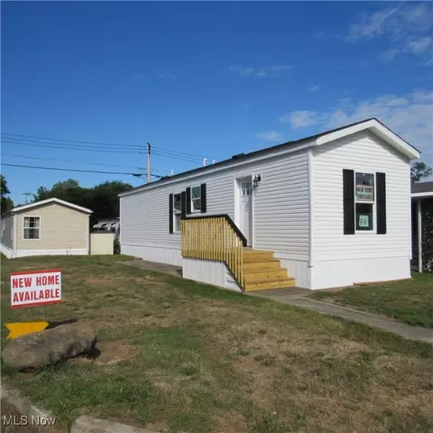 3785 S Main St, New Franklin, OH 44319