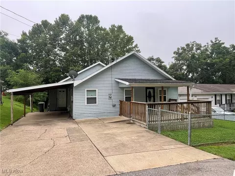 4420 16th Ave, Parkersburg, WV 26101
